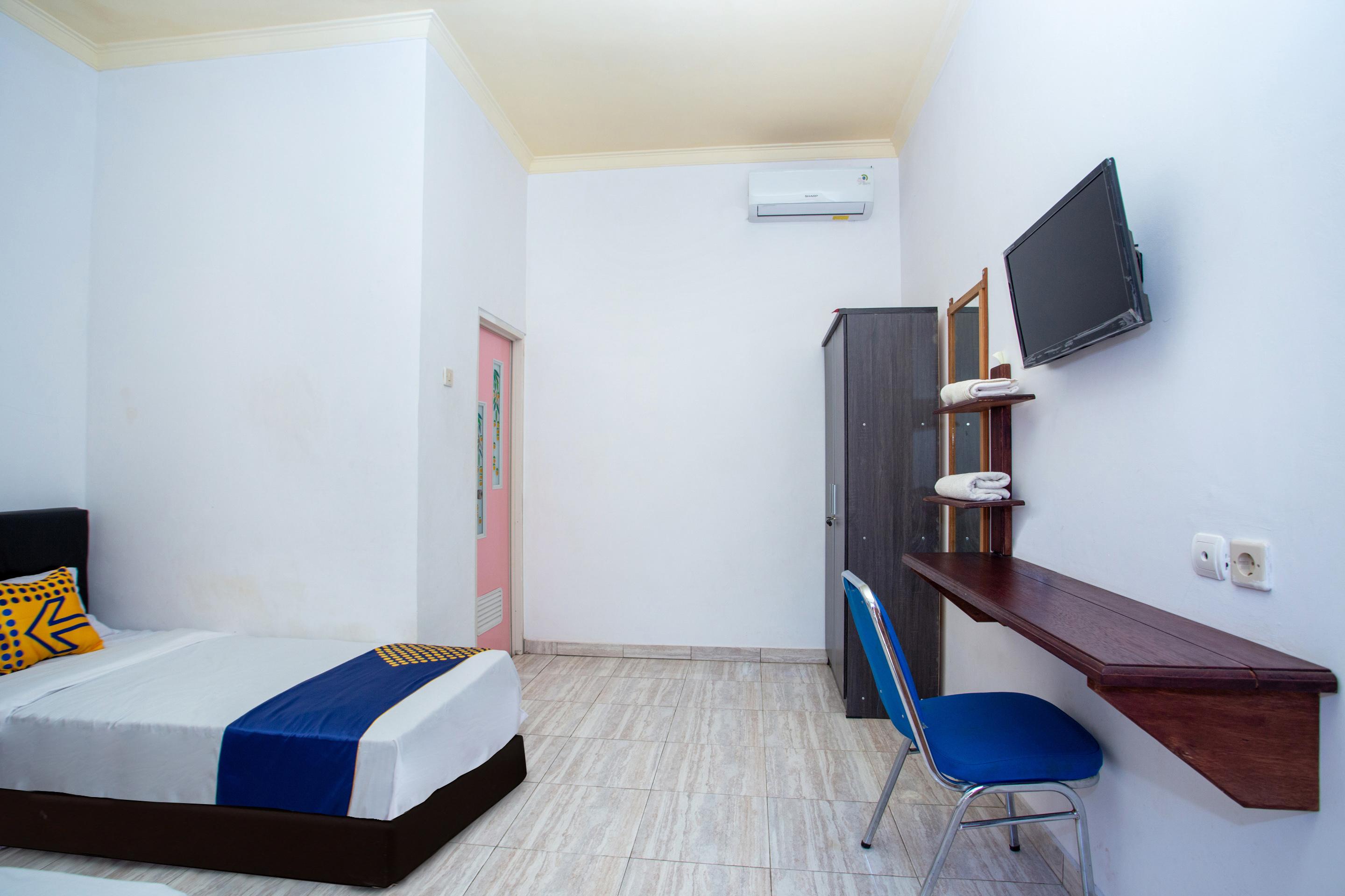 Spot On 2761 Pondok Kartini جيبارا المظهر الخارجي الصورة